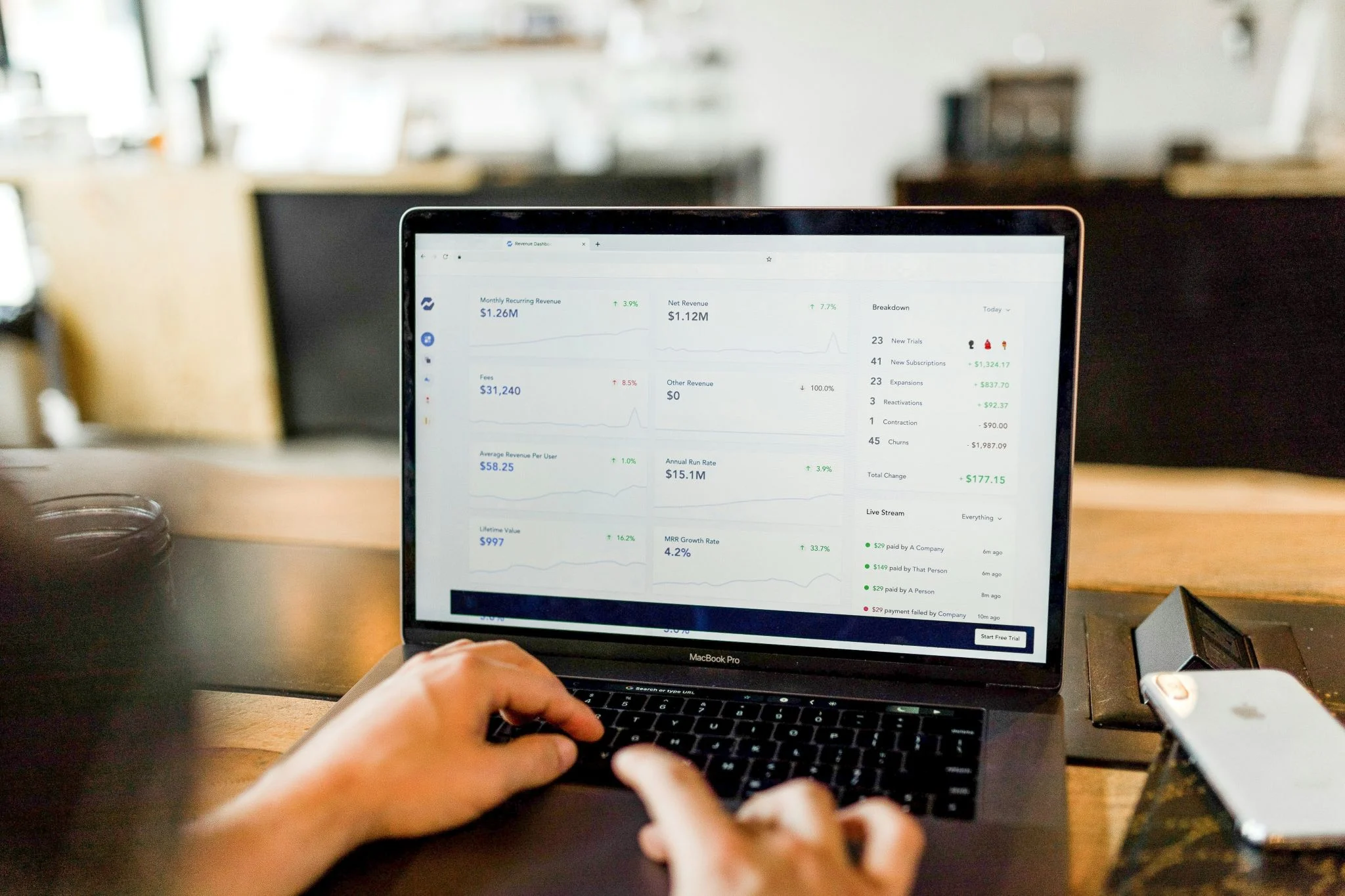 El 76% de consumidores prefiere su idioma nativo: cómo diseñar tu estrategia globalización startup 1 Merca2 localización producto