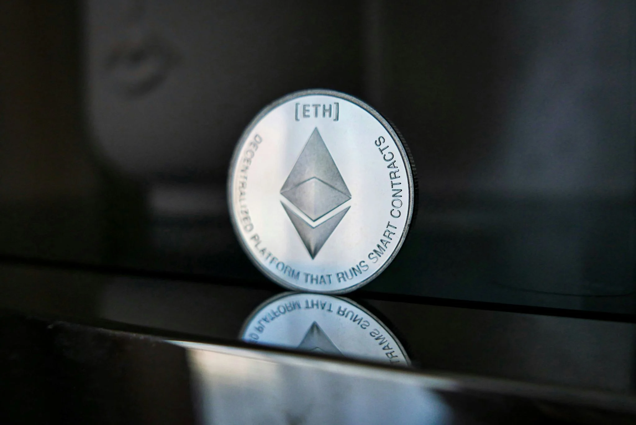 Ethereum bajo rendimiento ETFs