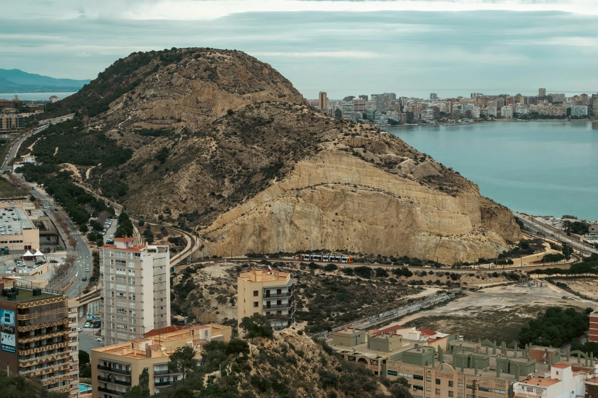 gigafactoría IA Móra la Nova