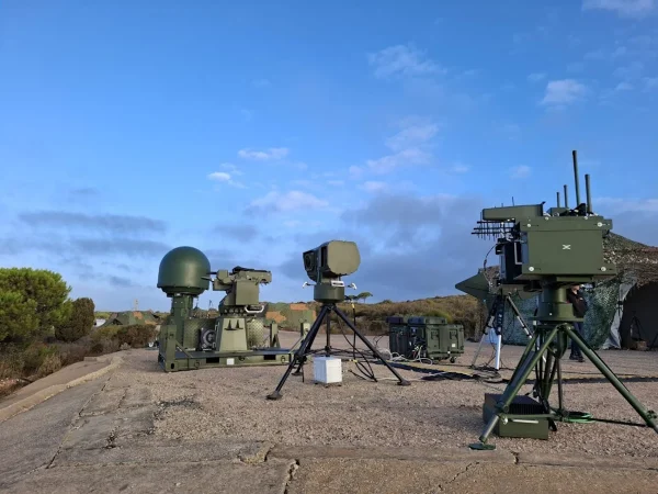 Indra: el FCAS europeo no despega y la española paga los platos rotos en Bolsa 6 Merca2 Imagen: Ejercicios militares Atlas. Indra.