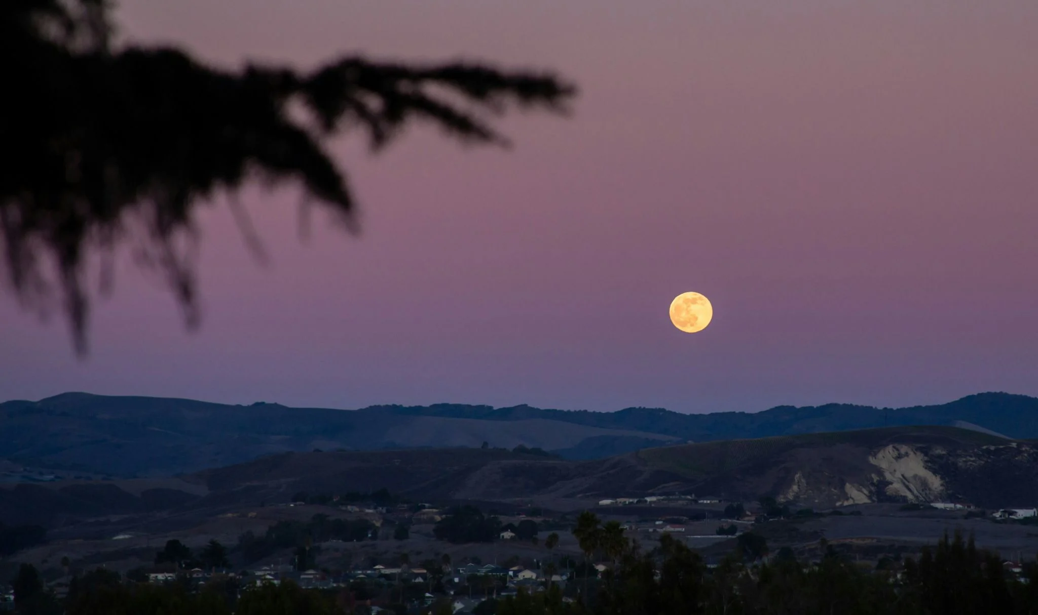 Luna de fresa junio 2026