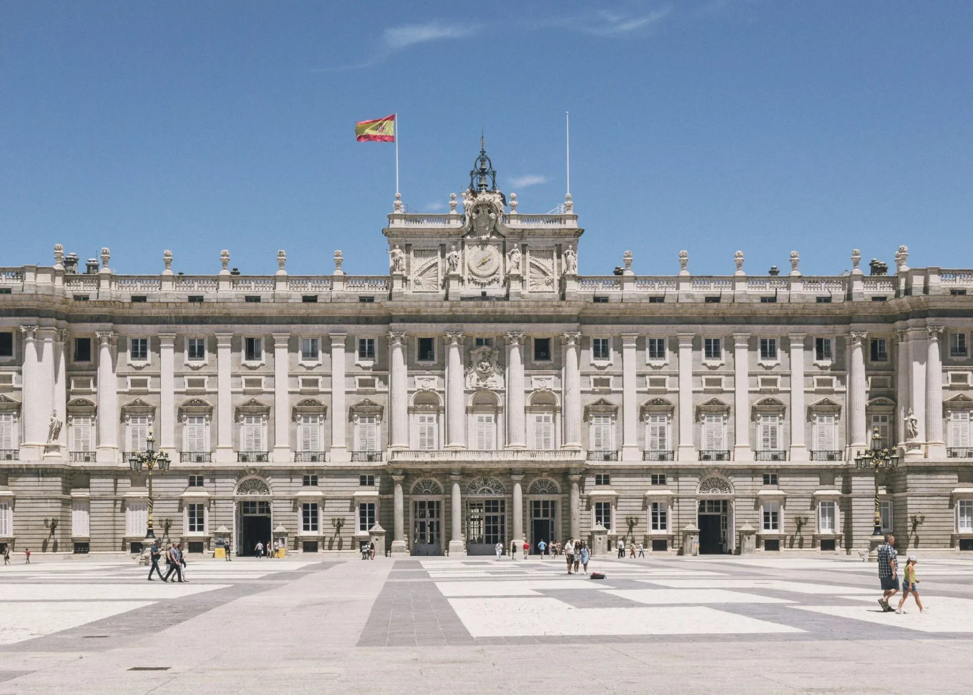 oposiciones-faciles-andalucia-auxiliar-administrat-1 auxiliar administrativo salario