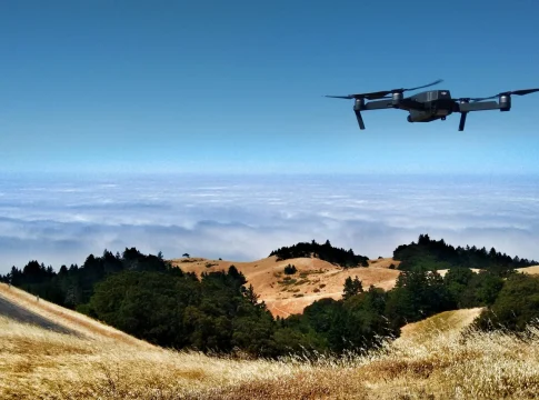 pentagono-financia-drones-reca-enjambres-drones-1 enjambres drones