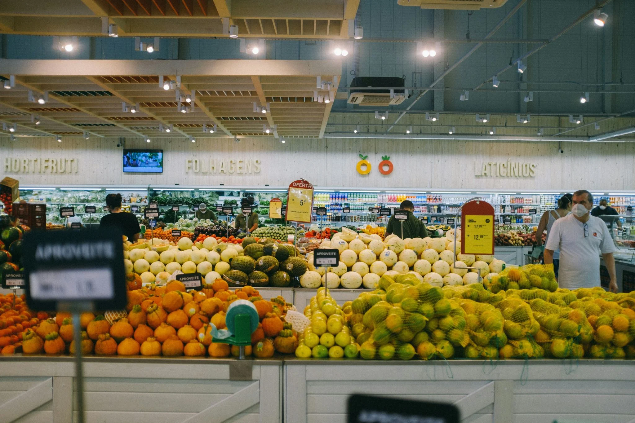 Comparativa de precios del melón y la sandía en junio: dónde comprar más barato en Mercadona, Carrefour y Lidl 1 Merca2 melón barato