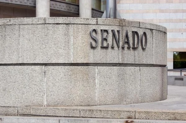 La pasarela al RETA se aprueba con un coste que supera los 5.000 millones, mientras medidas de 3.000 millones se bloquean