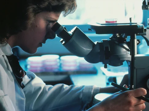 triple-terapia-cancer-pancreas-mariano-barbacid-1 Mariano Barbacid