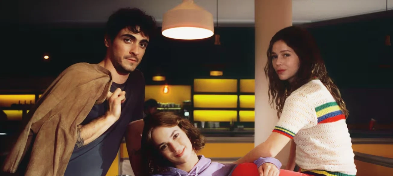 El mapa de los anhelos, la miniserie española de Netflix que mezcla duelo y romance juvenil