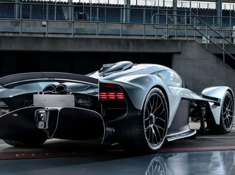 Aston Martin superdeportivo monoplaza V12 híbrido