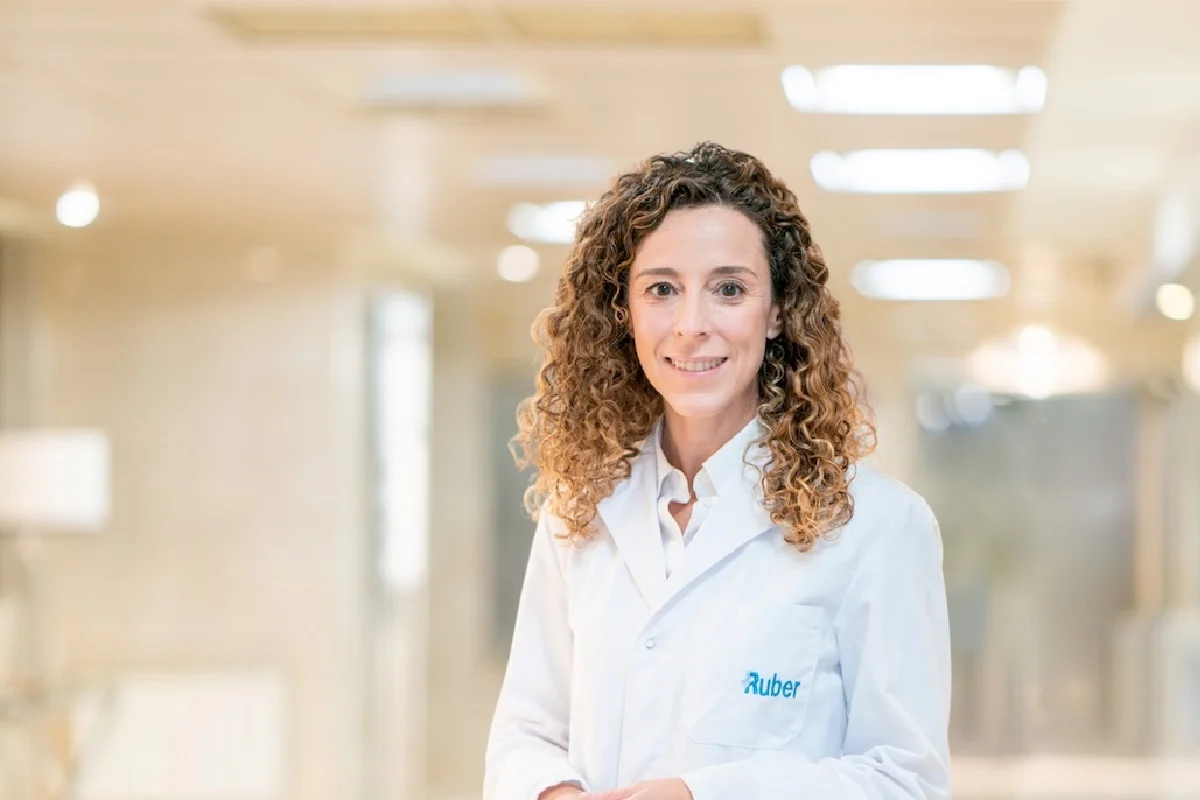 La sangre en la orina nunca debe normalizarse: el cáncer de vejiga también afecta a las mujeres y su diagnóstico suele llegar tarde 1 Merca2 Dra. Cristina de Castro Merca2
