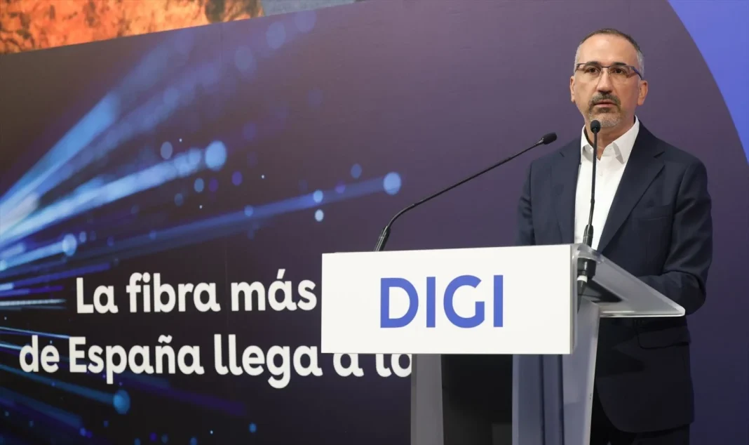 El consejero delegado de DIGI, Marius Varzaru, en la Bolsa española. Fuente: Agencias El consejero delegado de DIGI, Marius Varzaru, en la Bolsa española. Fuente: Agencias