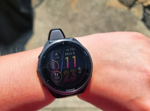 Decathlon se moja con el Garmin Forerunner 965: el reloj tope de gama baja a menos de 470 euros Decathlon se moja con el Garmin Forerunner 965: el reloj tope de gama baja a menos de 470 euros