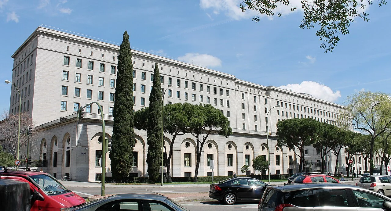 MITECO adjudica 165 millones a 7 proyectos de almacenamiento por bombeo reversible