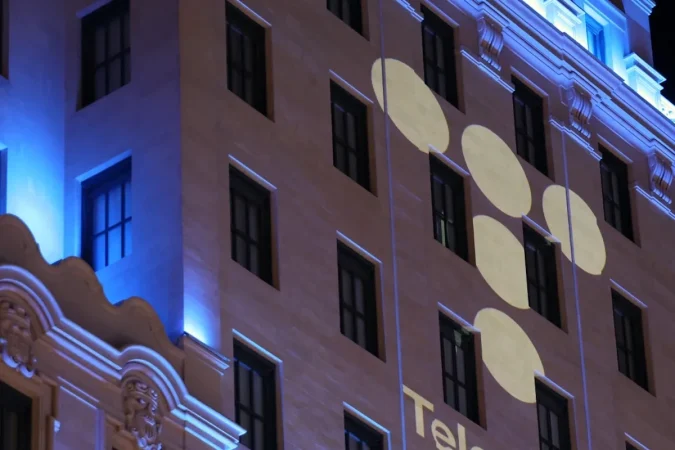 Telefónica llega a resultados con Alemania como principal lastre mientras Brasil sostiene el crecimiento 2 Merca2 Imagen: Fachada del edificio de Telefónica en Madrid.