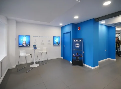 Tienda de Digi. Fuente Agencias Tienda de Digi. Fuente Agencias