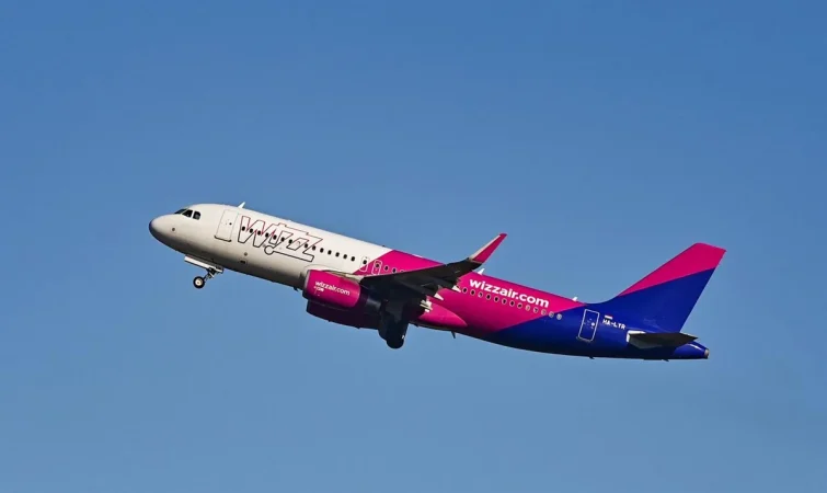 Dudas en Bolsa con Wizz Air: por qué los expertos advierten de un riesgo alto para las aerolíneas baratas 1 Merca2 Wizz Air