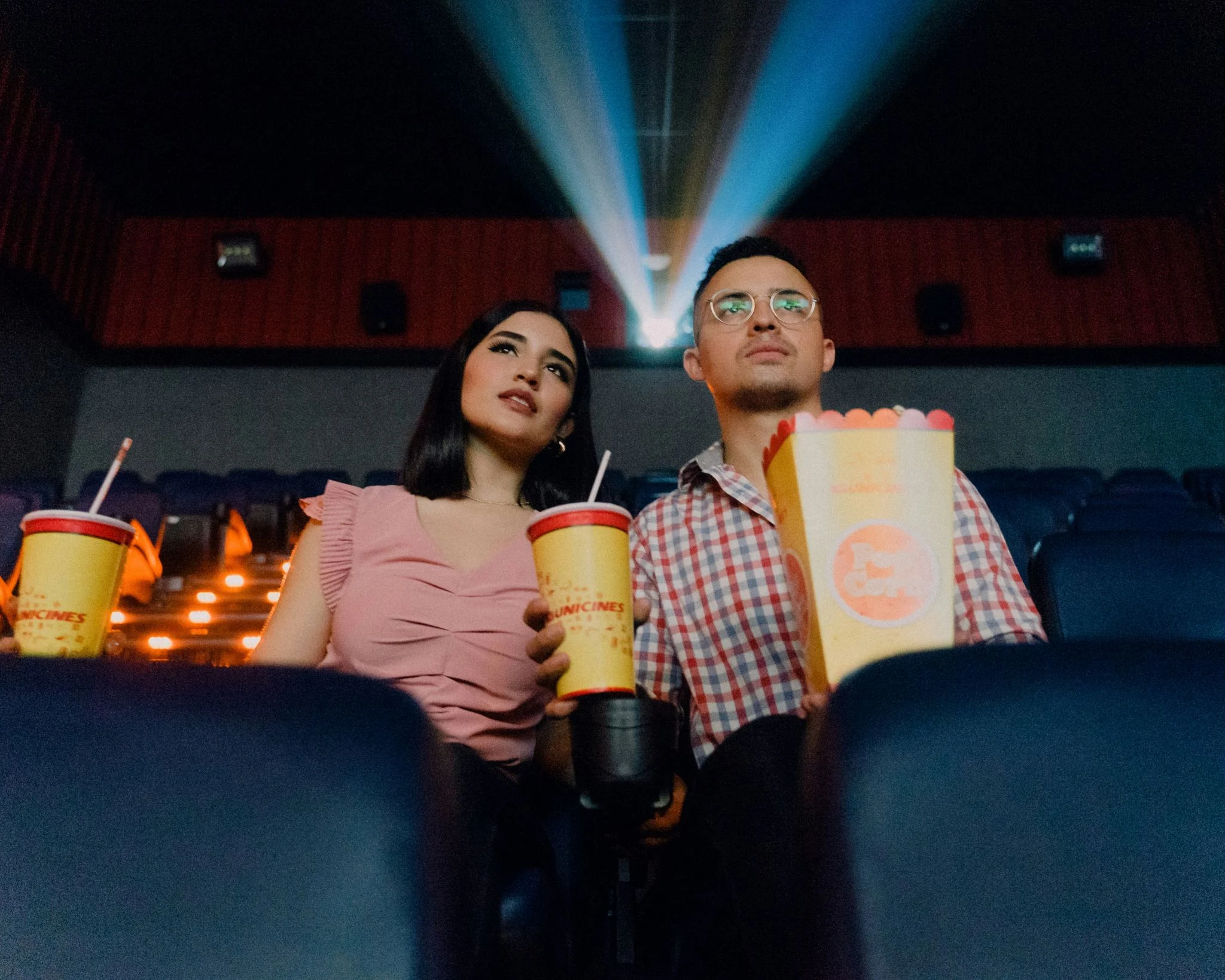 Asistir al cine, teatro o museos: la actividad cultural que ralentiza el envejecimiento biológico 1 Merca2 ralentizar envejecimiento