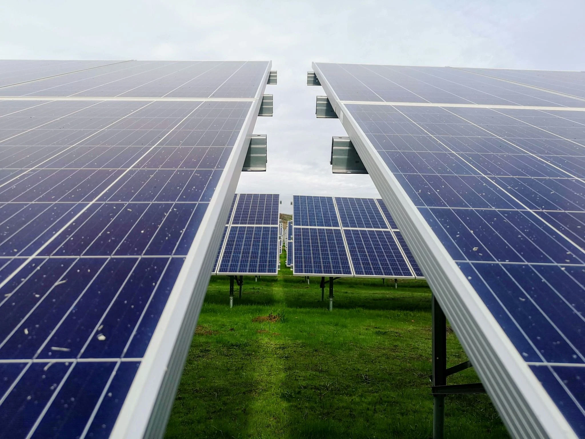Elawan Energy cierra una financiación récord de 760 millones para 1,3 GW renovables con baterías en España 1 Merca2 Elawan Energy