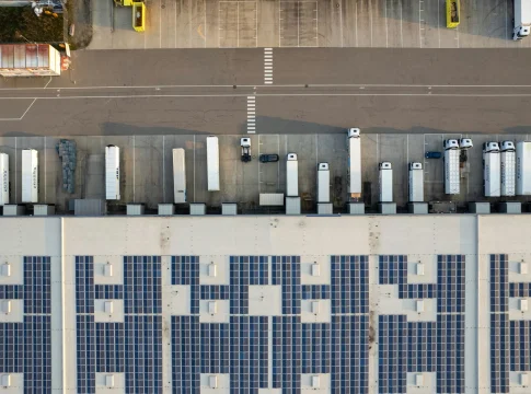 estandares-eficiencia-energeti-sobrecapacidad-solar-1 sobrecapacidad solar China