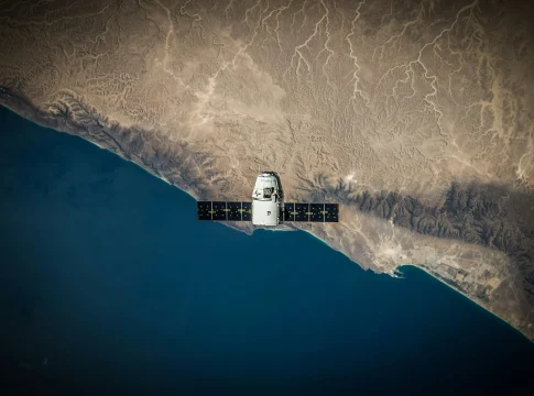 google-earth-ia-deepfakes-retirada-portada Google Earth IA