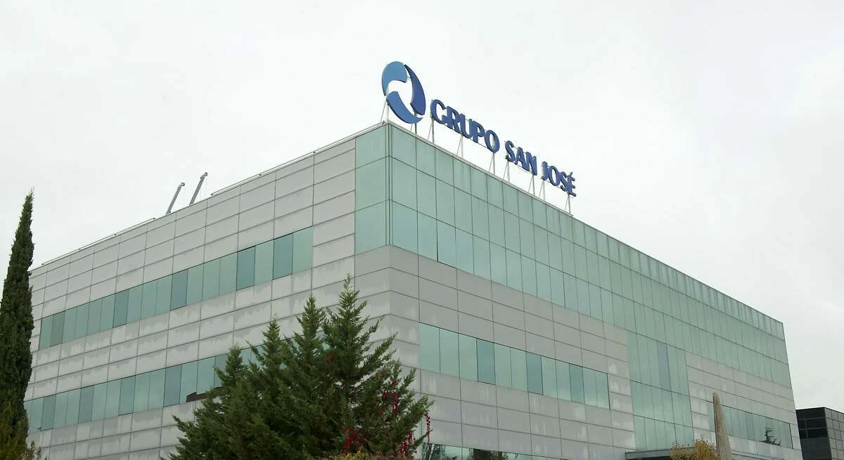 Fachada de las oficinas Grupo San José