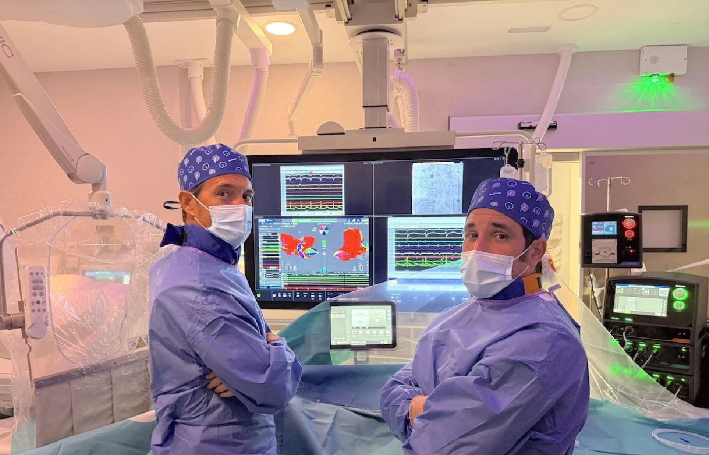 El Hospital Universitario La Luz, primer centro privado de España en realizar la ablación por campo pulsado con el nuevo catéter Sphere-360 bajo sedación profunda