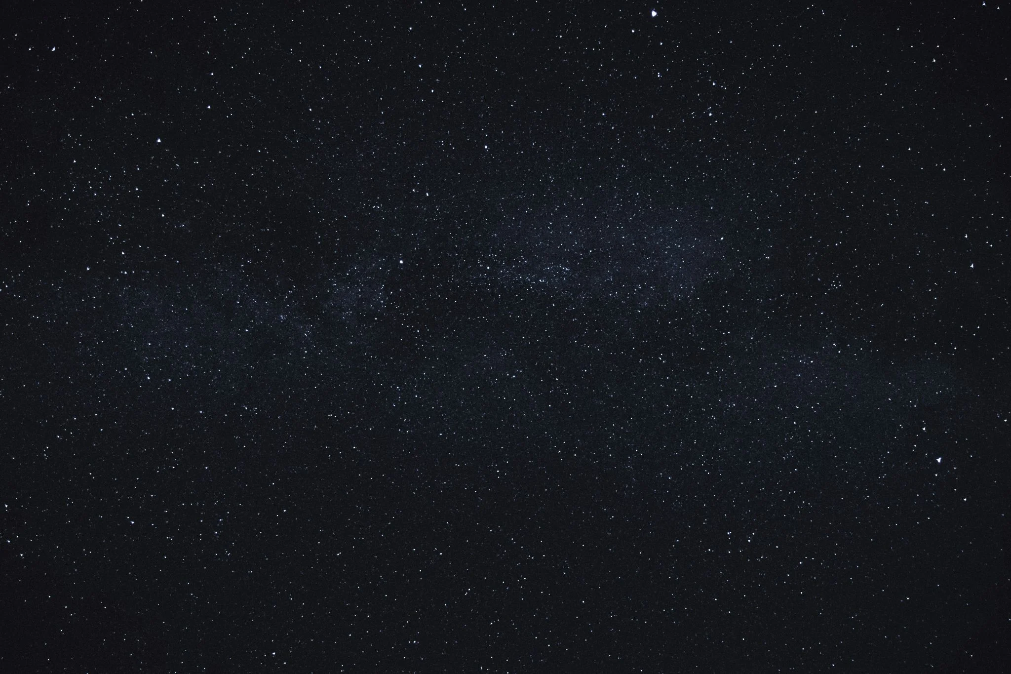 Astrónomos establecen un límite de 100.000 satélites para salvar el cielo nocturno 1 Merca2 megaconstelaciones