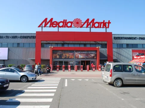 MediaMarkt tumba el precio del televisor inteligente Samsung QLED de cincuenta y cinco pulgadas MediaMarkt tumba el precio del televisor inteligente Samsung QLED de cincuenta y cinco pulgadas