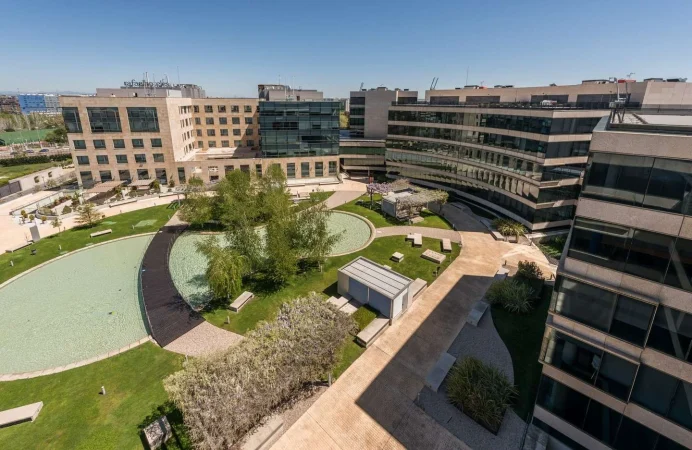 Carrefour refuerza el atractivo inmobiliario de Alcobendas tras la venta del Omega Business Park por 104 millones 1 Merca2 omega parque empressarial Merca2