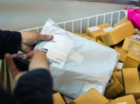 tasa europea para paquetes Paquetes preparados para enviar