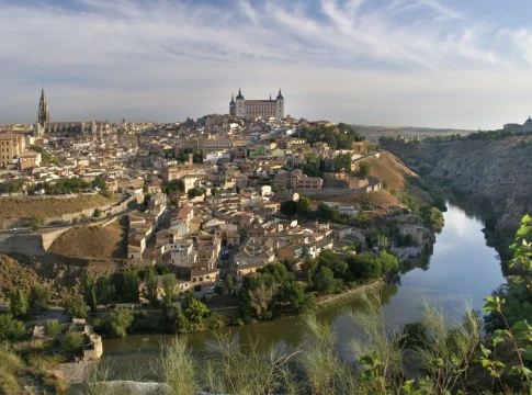 Toledo revitaliza su oferta de verano con rutas históricas a precios muy moderados Toledo revitaliza su oferta de verano con rutas históricas a precios muy moderados