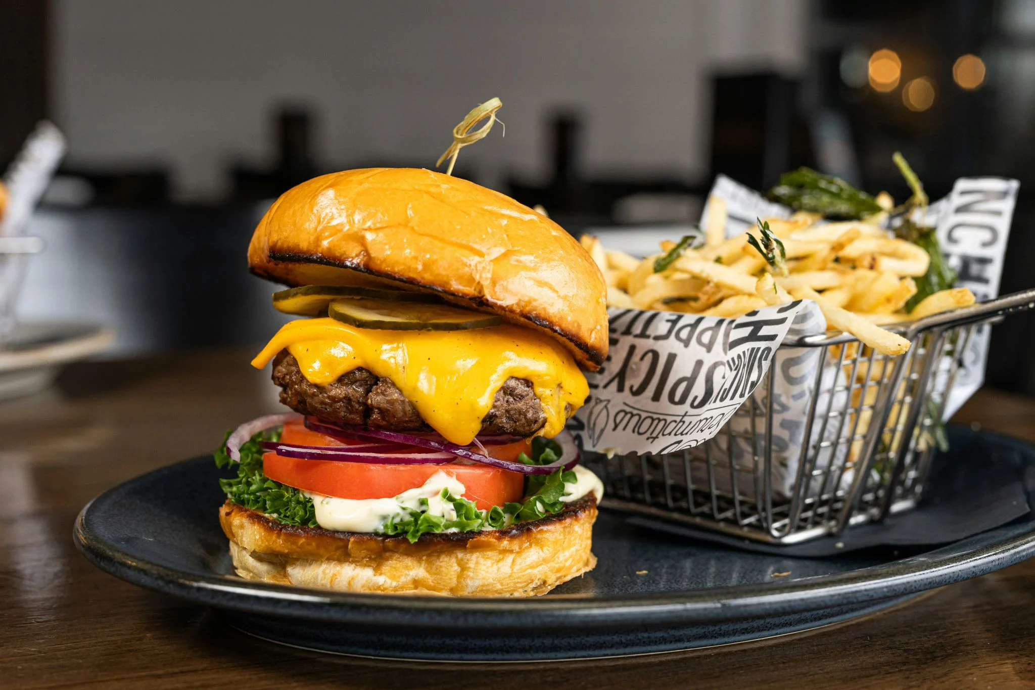 Cómo el CEO Kevin Hochman ejecutó el turnaround de Chili's: lecciones de un resurgimiento del 50% 1 Merca2 Chili's resurgimiento