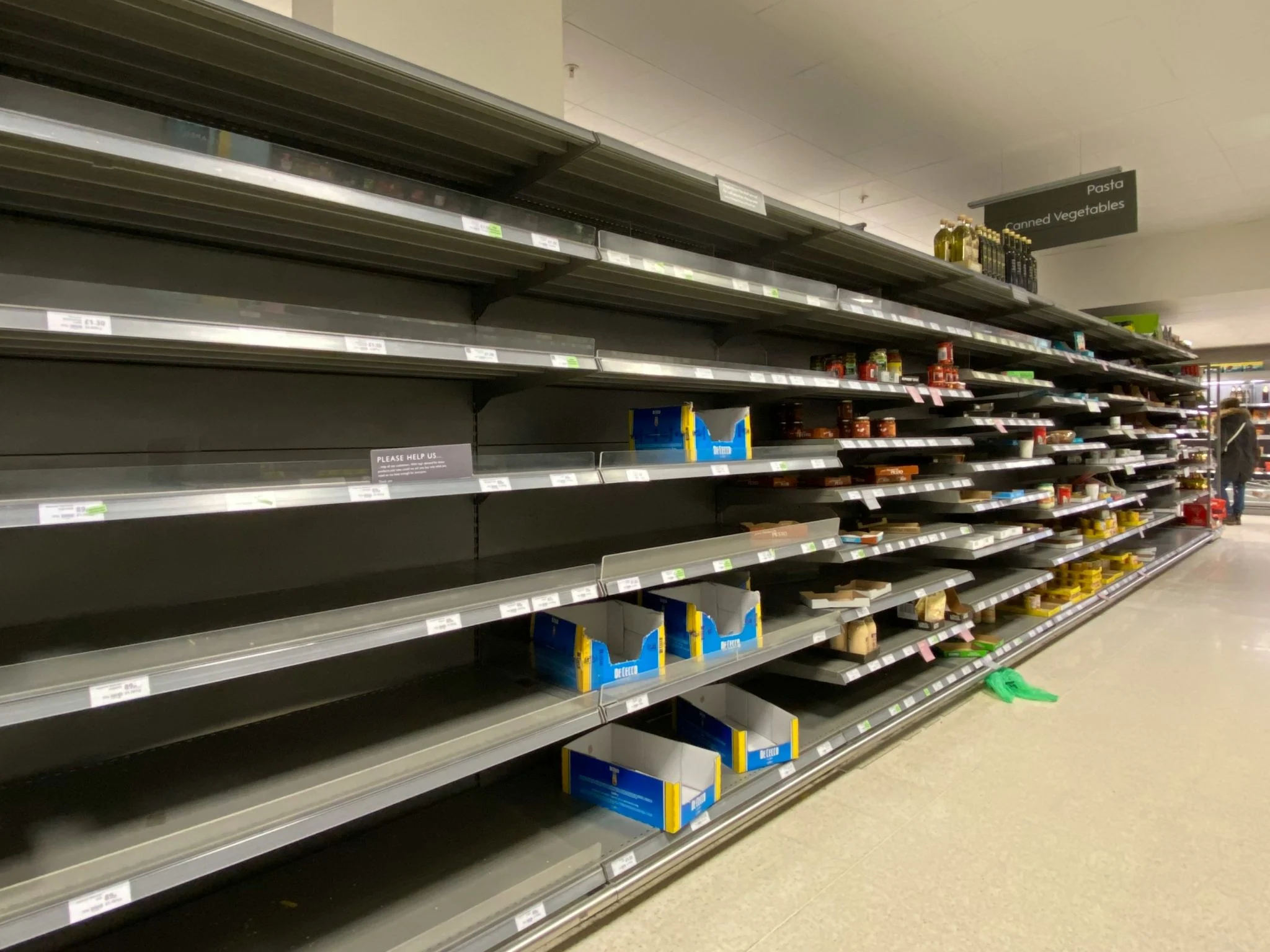 Lidl vende zapatillas similares a Skechers por 8,99 euros: ¿alternativa real o moda pasajera? 1 Merca2 Lidl zapatillas clon