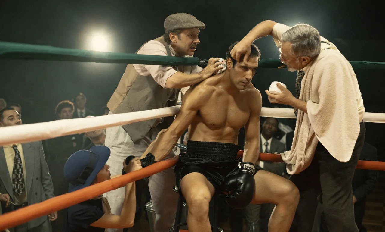 Disney+ estrena la película de acción real basada en hechos históricos que está enganchando a los amantes del boxeo