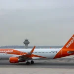 La 'guerra' oculta de la aviación europea: la razón de 5.700M por la que Apollo compra EasyJet (y no es por sus aviones) 1 Merca2 Avión de EasyJet. Fuente: Agencias