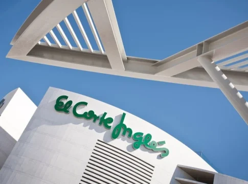 El Corte Inglés lanza su Rebaja Final con hasta el 50% en moda y hogar hasta el 31 de agosto El Corte Inglés lanza su Rebaja Final con hasta el 50% en moda y hogar hasta el 31 de agosto