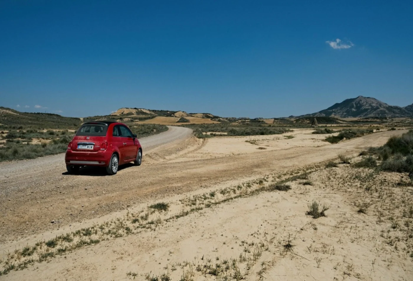 El coche español envejece por qué el calor extremo preocupa más en un parque con 14 años de media. El coche español envejece por qué el calor extremo preocupa más en un parque con 14 años de media.