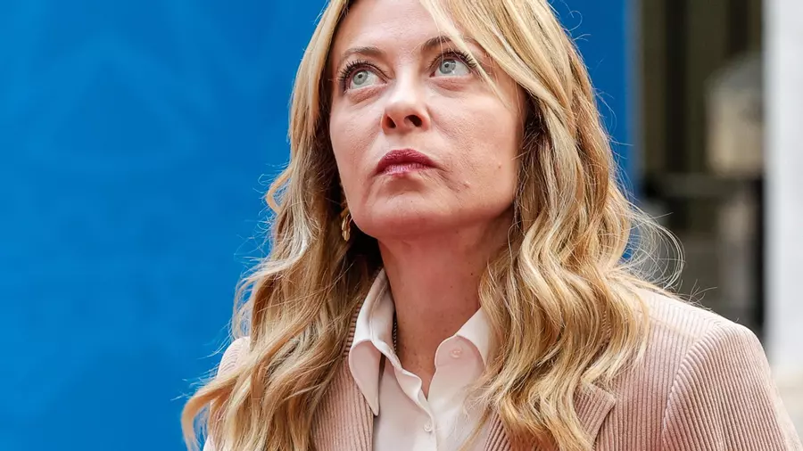 Controles fronterizos entre Italia y España: Meloni mantiene el pulso a Sánchez hasta el 15 de agosto