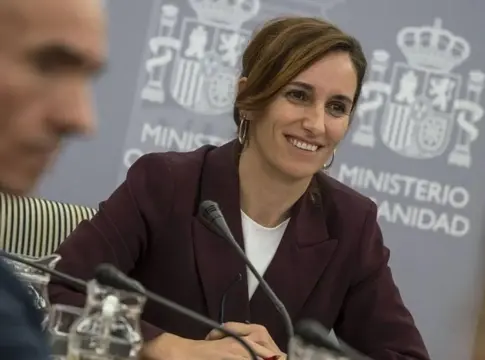Ministra-sanidad-Monica-Garcia-Ceuta