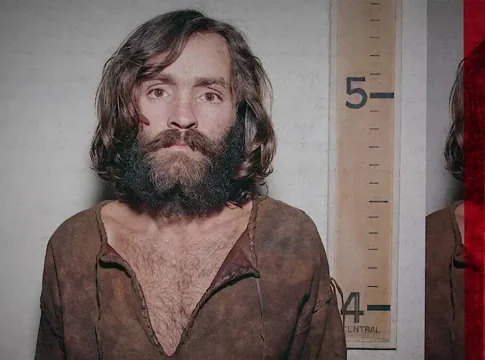 Netflix estrena el 12 de agosto la serie sobre Charles Manson: así son las cintas que nunca habías escuchado Netflix estrena el 12 de agosto la serie sobre Charles Manson: así son las cintas que nunca habías escuchado