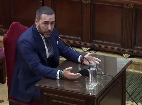 Víctor de Aldama Víctor de Aldama en una comparecencia ante el juez.