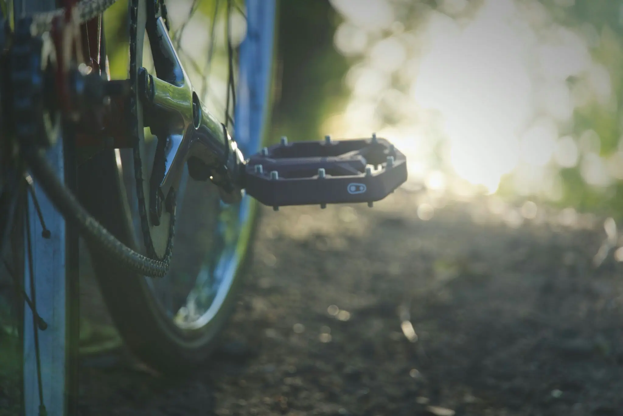 Beneficios del ciclismo: multiplica por cuatro la eficiencia de tu cardio frente a caminar 1 Merca2 ciclismo vs caminar