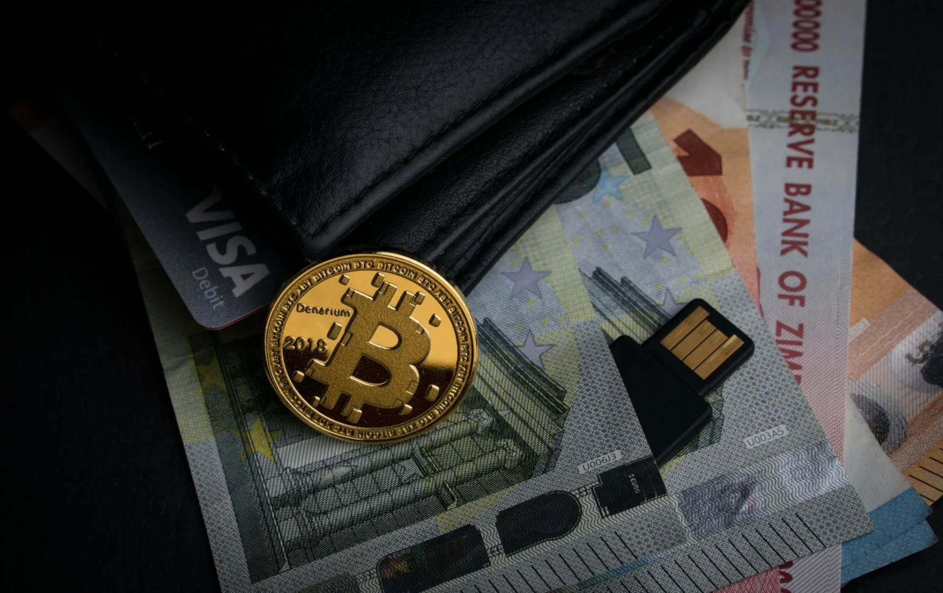 brecha-datos-trezor-13689-usuarios-portada brecha datos Trezor
