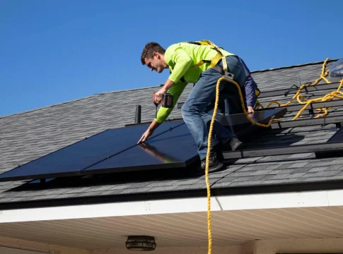 capacidad-solar-reino-unido-pl-plug-in-solar-1 plug-in solar