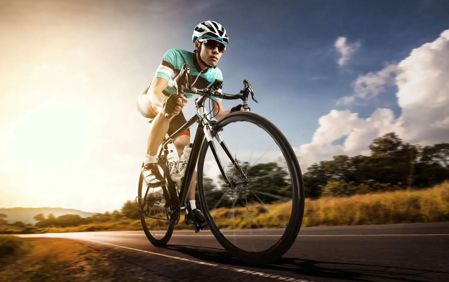 Beneficios del ciclismo: multiplica por cuatro la eficiencia de tu cardio frente a caminar
