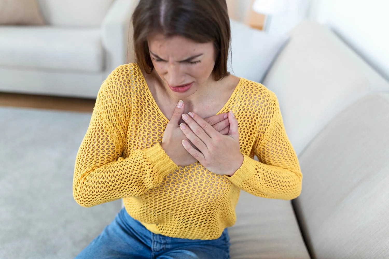 Un 12% más de riesgo de infarto: así vigilan Sanidad y AEMET las olas de calor que amenazan tu corazón Un 12% más de riesgo de infarto: así vigilan Sanidad y AEMET las olas de calor que amenazan tu corazón