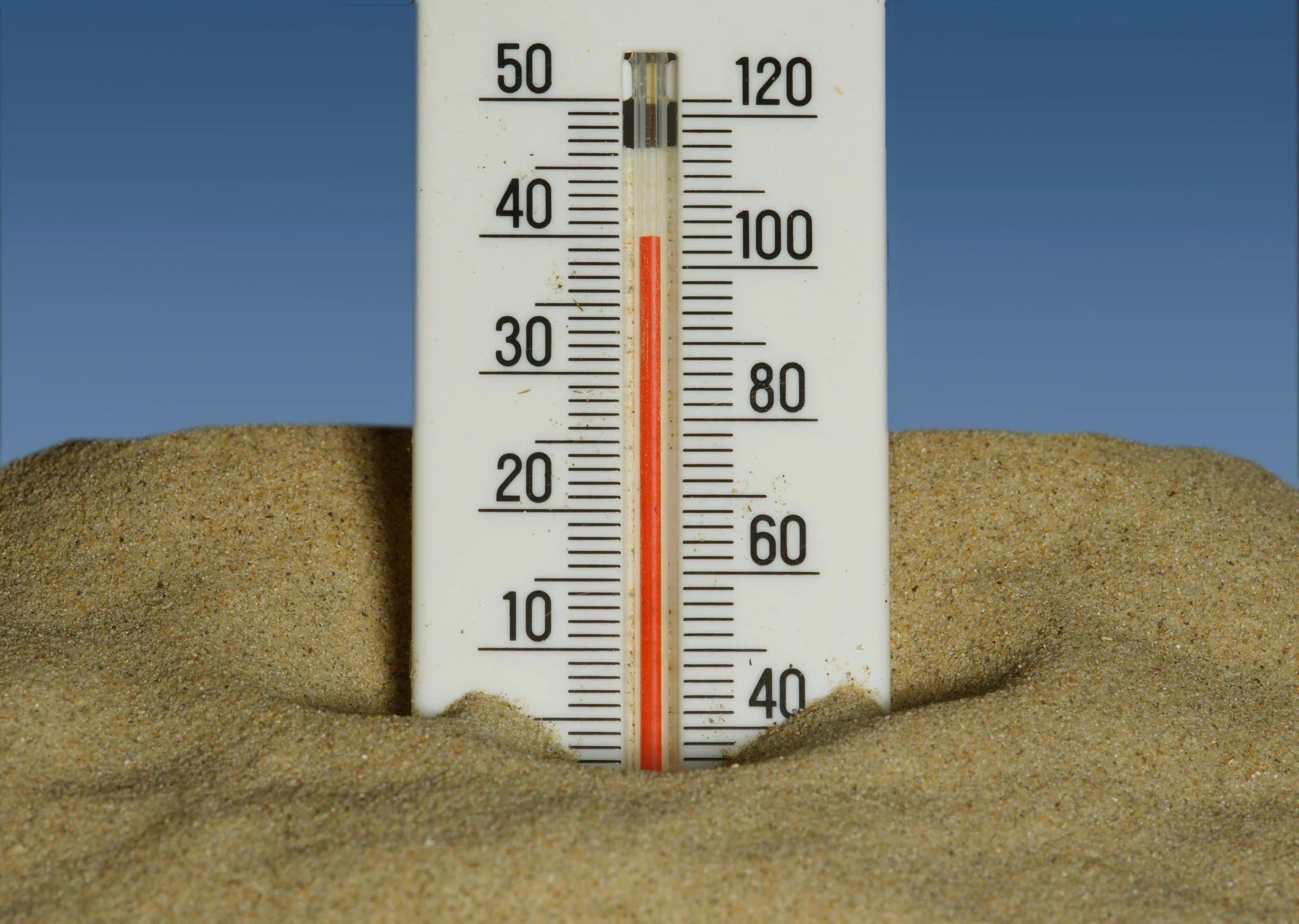 AEMET activa avisos naranjas por ola de calor agosto: 42 grados y fecha del fin en España 1 Merca2 aviso AEMET