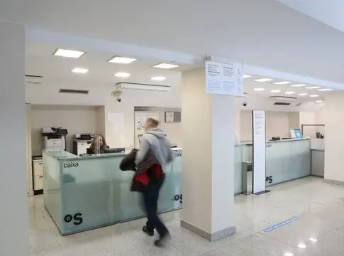 Oficina Banco Sabadell Interior de una oficina de Banco Sabadell