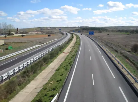 La combinación secreta de Cercanías y Metro para esquivar las retenciones de la A-6 en plena hora punta La combinación secreta de Cercanías y Metro para esquivar las retenciones de la A-6 en plena hora punta