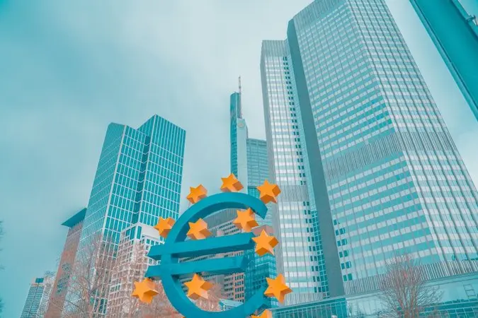 El BCE subirá tipos al 2,5%, pero los expertos avisan: el mercado se pasa de frenada 3 Merca2 Imagen del Banco Central Europeo (BCE). Agencias