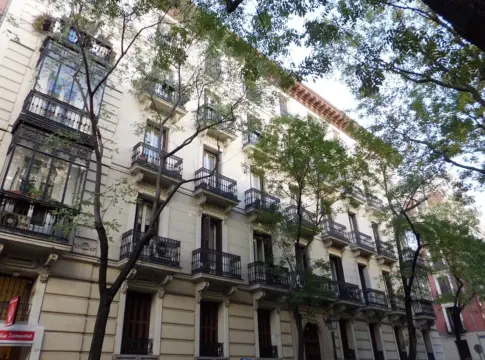 El barrio de Madrid donde el 30% de la vivienda de lujo ya la compran extranjeros a 11.500 euros el metro El barrio de Madrid donde el 30% de la vivienda de lujo ya la compran extranjeros a 11.500 euros el metro